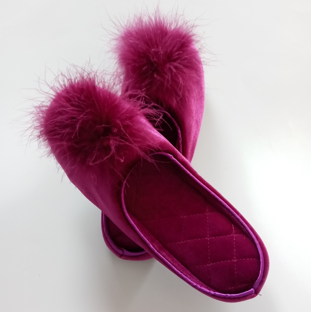 Evshine EUC Women's Fuchsia Velvet Memory Foam Pom-Pom Slippers, Size 40(9),